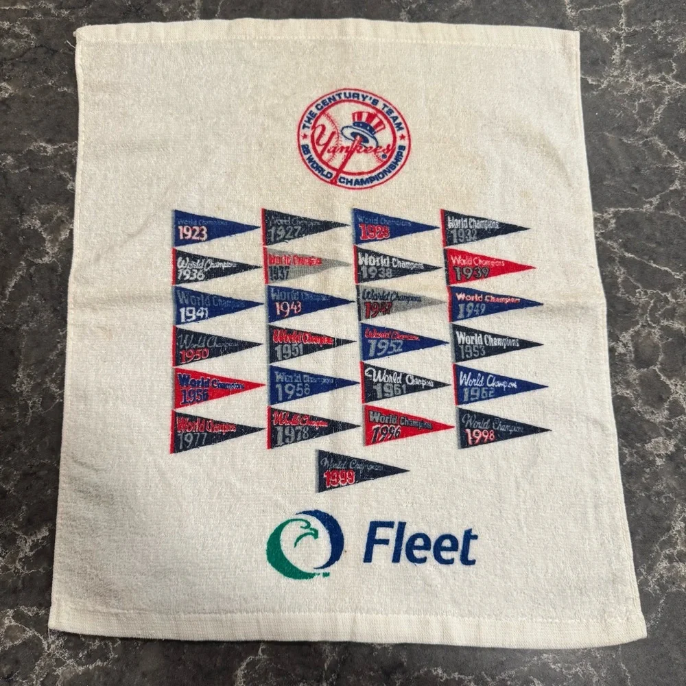 Vintage New York Yankees Fleet Team Towel
